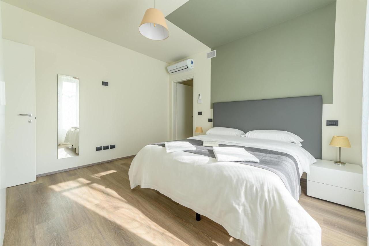 Hotel & Apartments " Perpoin " 萨卢佐 外观 照片