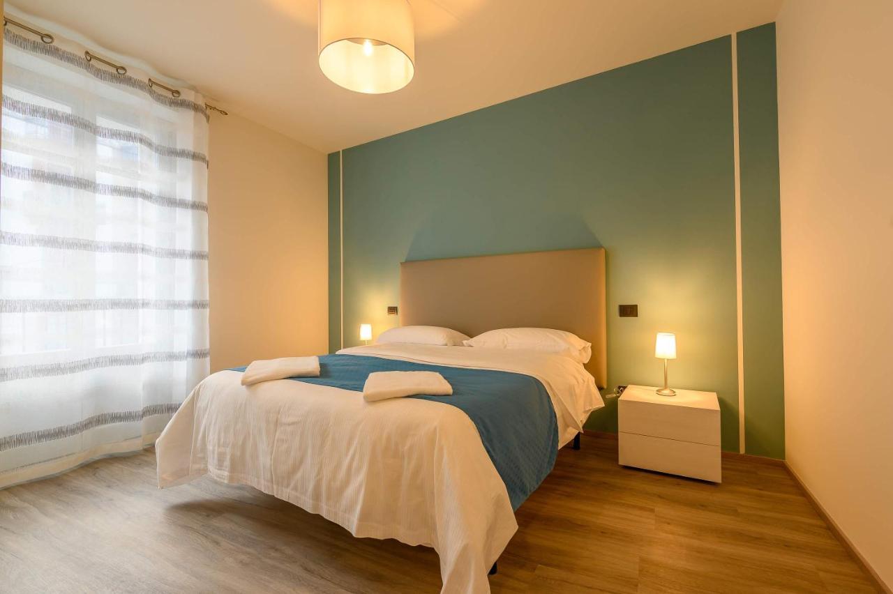 Hotel & Apartments " Perpoin " 萨卢佐 外观 照片